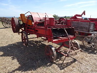 Presse a paille Rousseau (2)(ph F. Mrugala, St Jean de Touslas)(3)